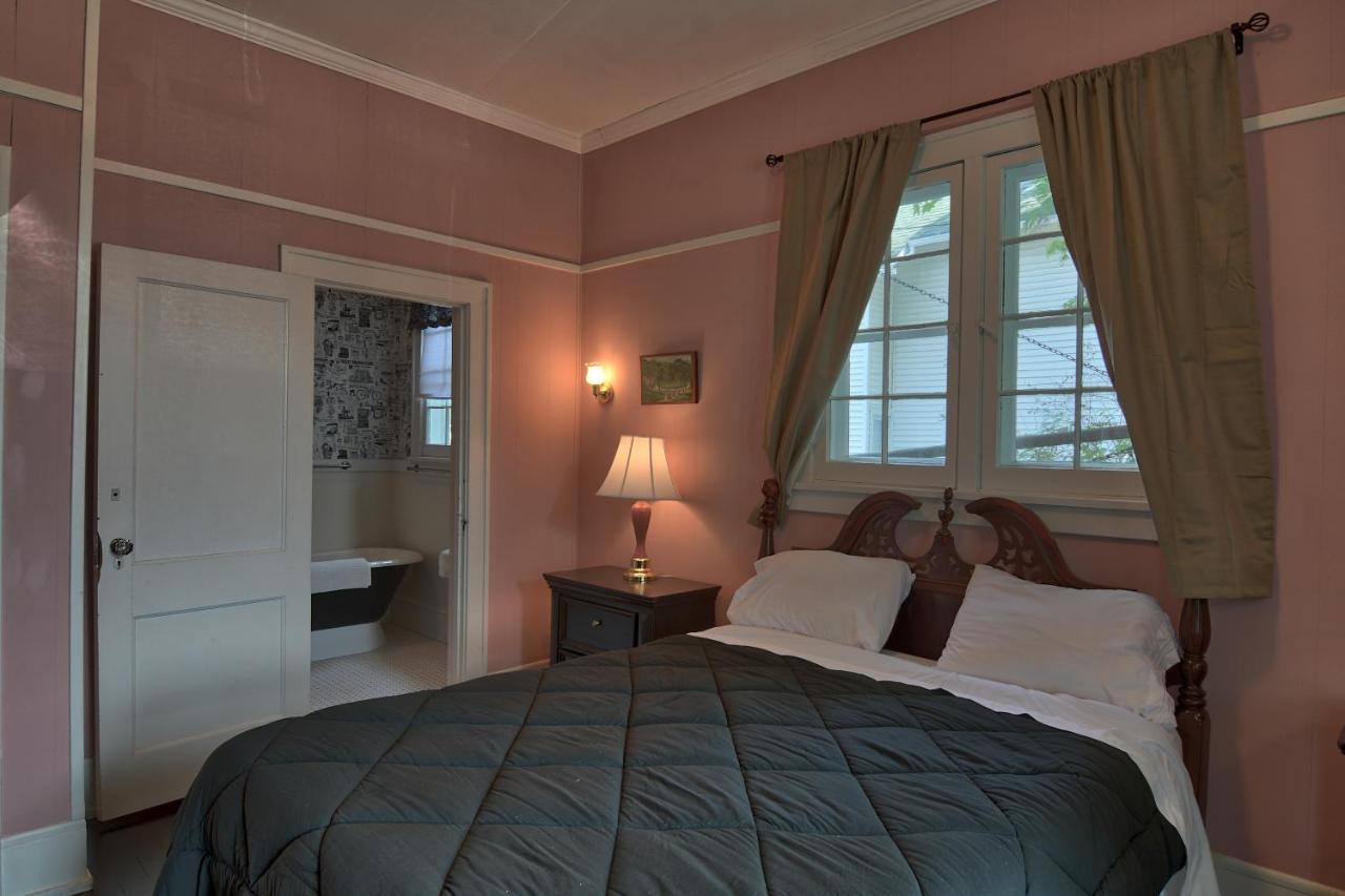 Charlevoix House Bed and Breakfast Eksteriør billede