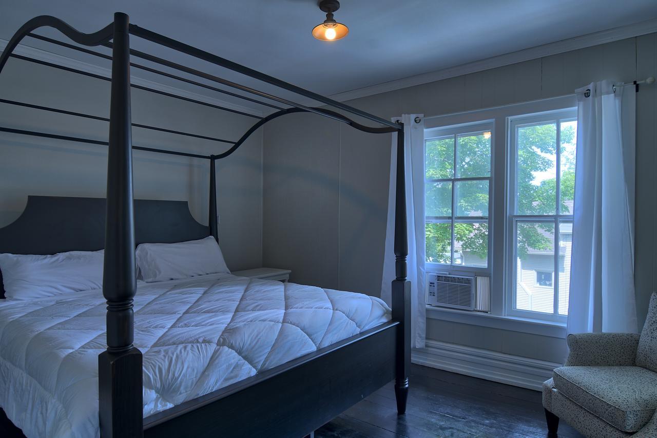 Charlevoix House Bed and Breakfast Eksteriør billede