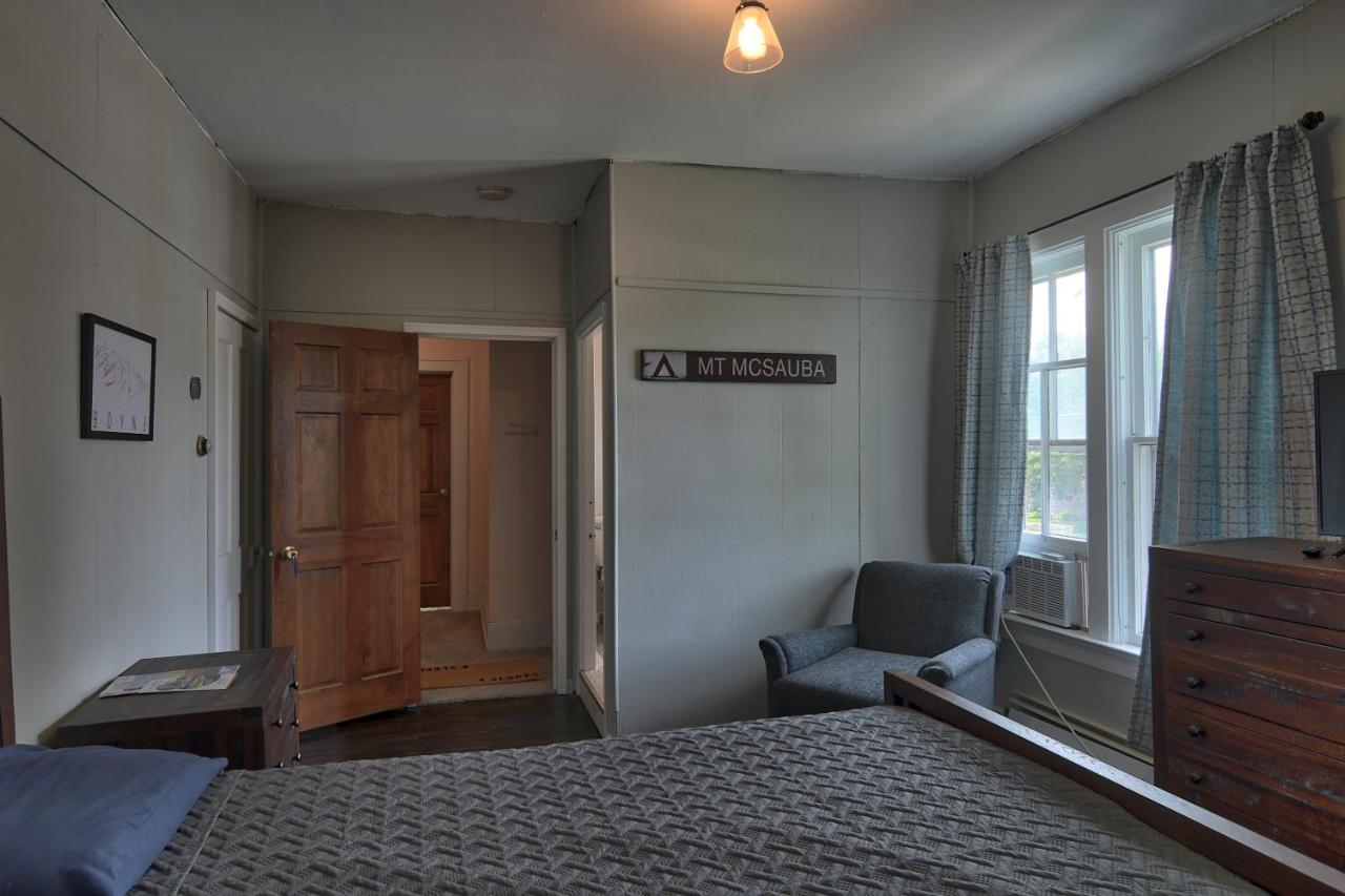 Charlevoix House Bed and Breakfast Eksteriør billede